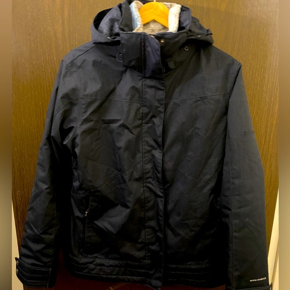 Winter, Spring, Fall Coat - Picture 2 of 8